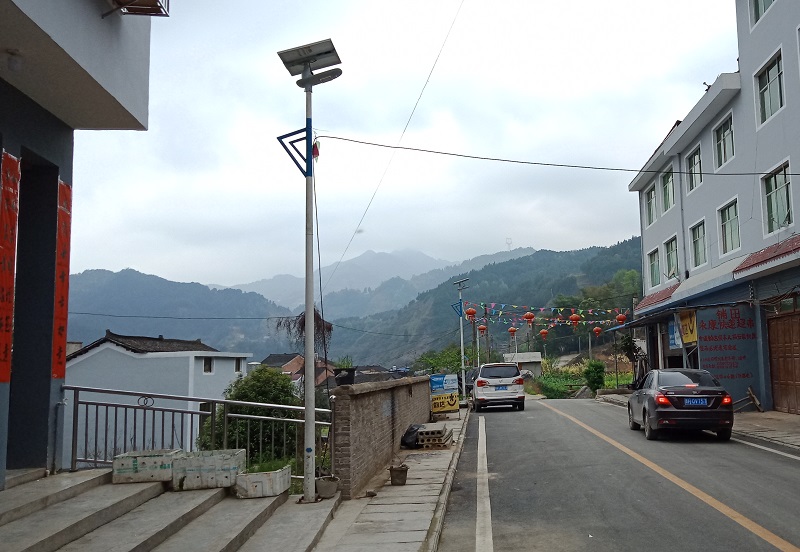 貴州太陽(yáng)能路燈-揚(yáng)帆燈工程