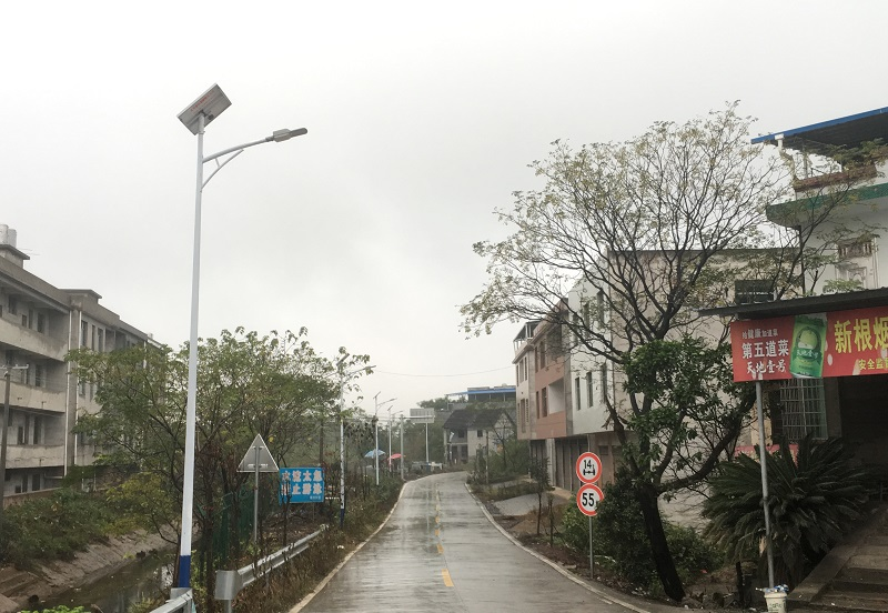 選擇太陽能平板燈的驅動電源適配型號